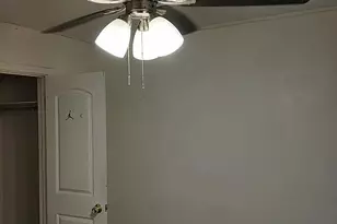 2710 Fernwood Ave, Dallas, TX 75216 - Photo 10