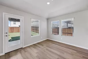 808 London Town Ln, Princeton, TX 75071 - Photo 14