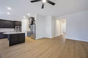 226 Comanche Trail, Alvarado, TX 76009 - Photo 6