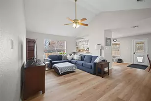 323 Sage Trail, Springtown, TX 76082 - Photo 8