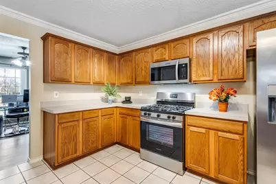 8009 Trophy Court, Rowlett, TX 75089 - Photo 10