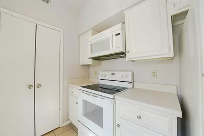 3550 Country Square Drive #411, Carrollton, TX 75006 - Photo 18