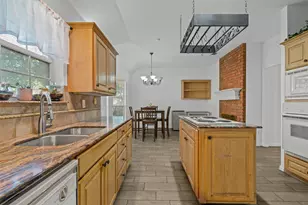 11832 Ferndale Ln, Fort Worth, TX 76008 - Photo 12
