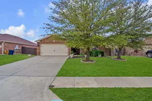 113 Kincaid Dr, Sanger, TX 76266 - Photo 2