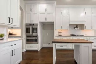 925 Sandy Hill, Burleson, TX 76028 - Photo 4