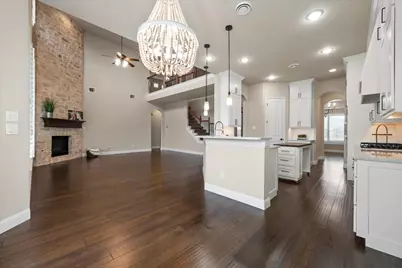 925 Sandy Hill, Burleson, TX 76028 - Photo 8