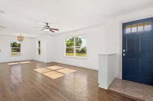 102 S Clark St, Rockwall, TX 75087 - Photo 4