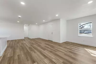 9505 Frostwood Street, Dallas, TX 75217 - Photo 12