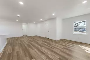 9505 Frostwood St, Dallas, TX 75217 - Photo 12