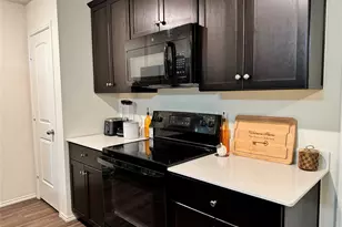 4051 Renee Dr, Dallas, TX 75227 - Photo 10