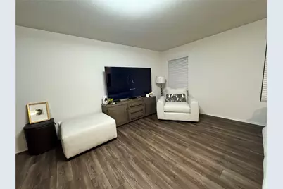 4051 Renee Drive, Dallas, TX 75227 - Photo 6