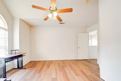 3946 Brandon Park Drive, Garland, TX 75044 - Photo 12