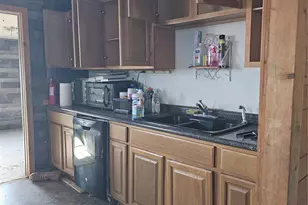 2624 County Rd 429, Cleburne, TX 76031 - Photo 8