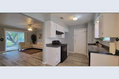 914 Shorehaven Drive, Garland, TX 75040 - Photo 10