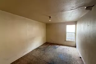 2204 R. W. Bivens Ln, Fort Worth, TX 76105 - Photo 6