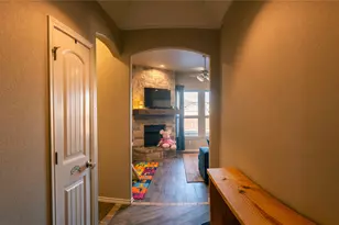 3115 Main St, Granbury, TX 76049 - Photo 4