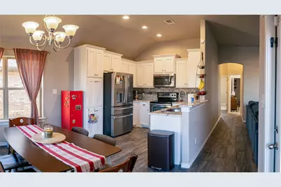 3115 Main Street, Granbury, TX 76049 - Photo 10