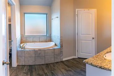 3115 Main Street, Granbury, TX 76049 - Photo 12