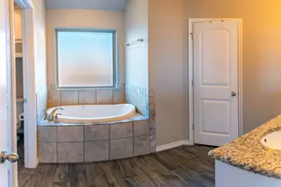 3115 Main St, Granbury, TX 76049 - Photo 12