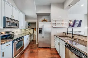 2100 N Fitzhugh Ave, Dallas, TX 75204 - Photo 10