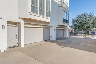 2100 N Fitzhugh Ave, Dallas, TX 75204 - Photo 2