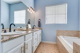 2100 N Fitzhugh Ave, Dallas, TX 75204 - Photo 18