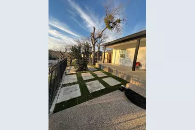 2804 19th Street, Fort Worth, TX 76106 - Photo 2