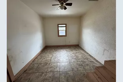 611 N Stratton Street, Seymour, TX 76380 - Photo 8