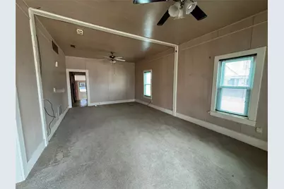 611 N Stratton Street, Seymour, TX 76380 - Photo 4