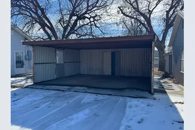 611 N Stratton Street, Seymour, TX 76380 - Photo 12