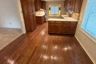 2510 Ashbury Ct, Grand Prairie, TX 75050 - Photo 12