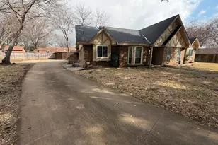 2510 Ashbury Ct, Grand Prairie, TX 75050 - Photo 2