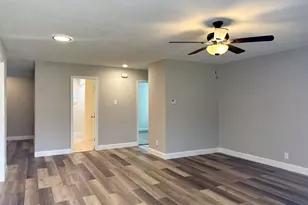 3118 Dartmouth Dr, Irving, TX 75062 - Photo 2