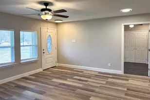 3118 Dartmouth Dr, Irving, TX 75062 - Photo 4