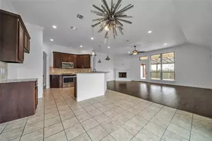 110 S Meadow Dr, Ferris, TX 75125 - Photo 4