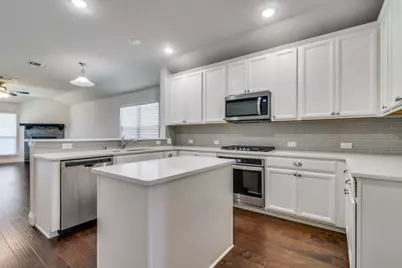 2073 Avondown Road, Forney, TX 75126 - Photo 2
