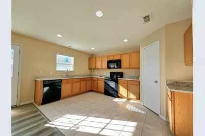 14822 Magnolia Lane, Balch Springs, TX 75180 - Photo 8