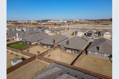 706 Presidio Street, Aubrey, TX 76227 - Photo 32