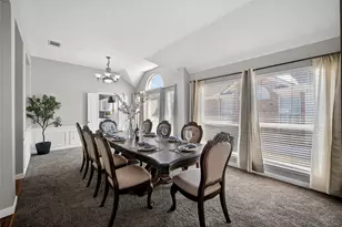 2802 Pecan Meadow Dr, Garland, TX 75040 - Photo 6