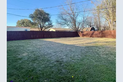 208 Austin Avenue, Corsicana, TX 75110 - Photo 12