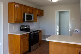 503 N 2nd St, Krum, TX 76249 - Photo 16