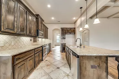 110 Thoroughbred Street, Waxahachie, TX 75165 - Photo 6