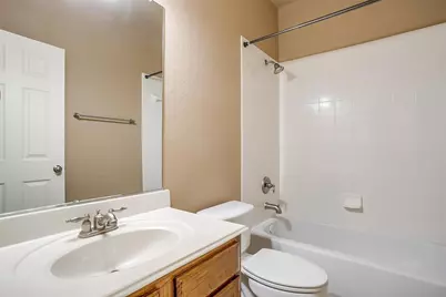 2210 Eagles Nest Drive, Euless, TX 76039 - Photo 32