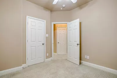 2210 Eagles Nest Drive, Euless, TX 76039 - Photo 34