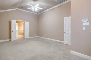 2210 Eagles Nest Dr, Euless, TX 76039 - Photo 24