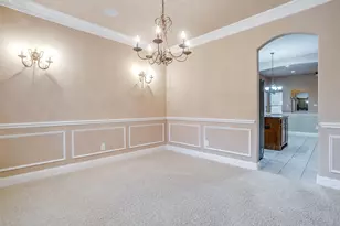 2210 Eagles Nest Dr, Euless, TX 76039 - Photo 8