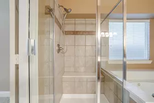 2210 Eagles Nest Dr, Euless, TX 76039 - Photo 28