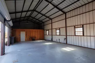 1433 Co Rd 1180, Decatur, TX 76234 - Photo 24