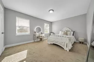 9255 Palisade Dr, Dallas, TX 75217 - Photo 16