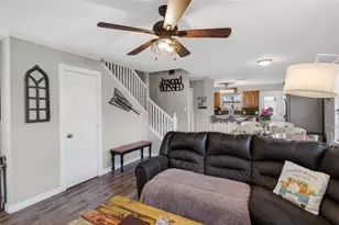 303 Pasley St, Waxahachie, TX 75165 - Photo 8